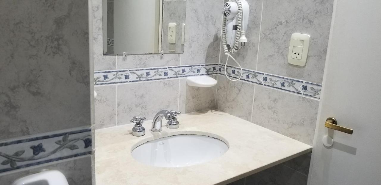 לאס גרוטאס 791Hotel מראה חיצוני תמונה