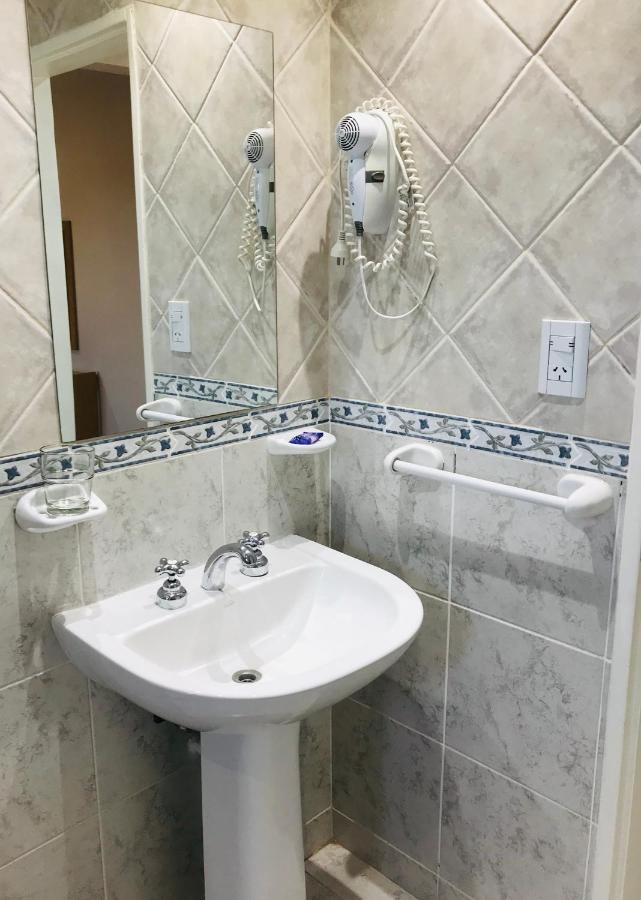 לאס גרוטאס 791Hotel מראה חיצוני תמונה